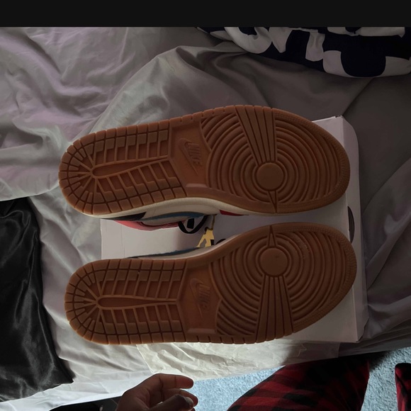 Jordan mid Let(Her) - Picture 5 of 8